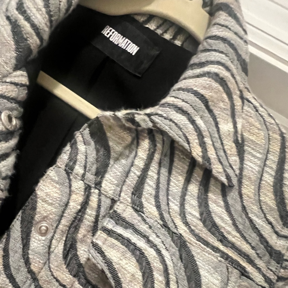Reformation jacket - Picture 5 of 7